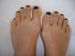 pluie de paillettes noires.JPG